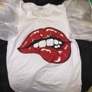 Lip Blouse